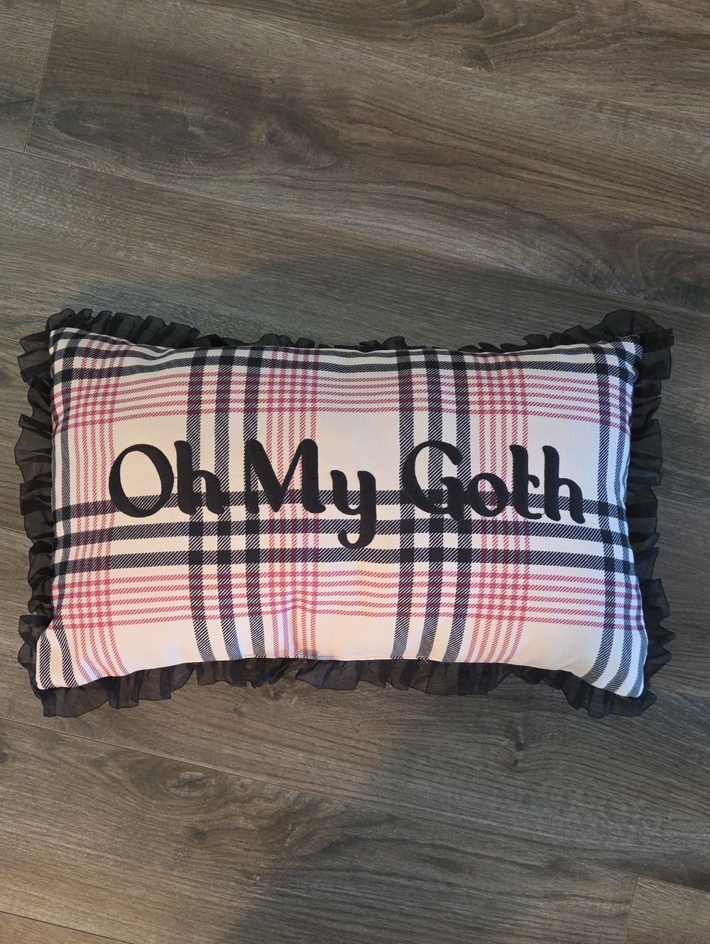 Oh My Goth Plaid Ruffled Accent Pillow in Pink & Black Like New